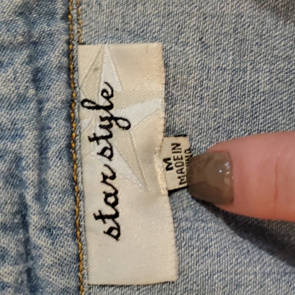 Women's Denim Button Down - Picture 3 of 4